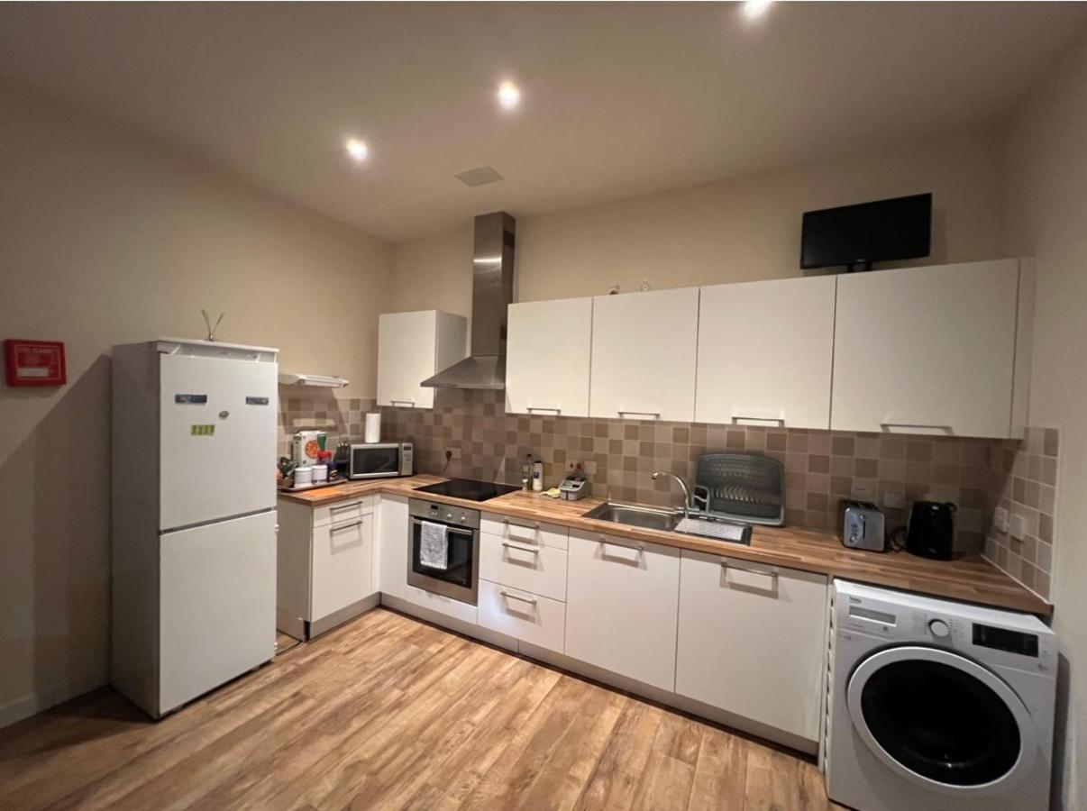 Aberdeen Stay Central 2-Bedrooms Apt-No Party Exterior foto